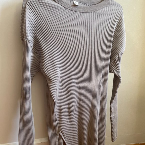 KOTN shirt/sweater gray - Picture 2 of 3